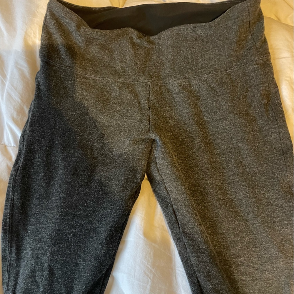 White House Black Market Runway Leggings